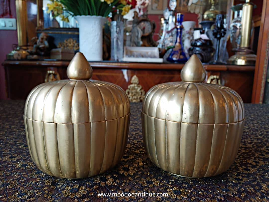 ผะอบทองเหลืองแกะลายฟักทอง