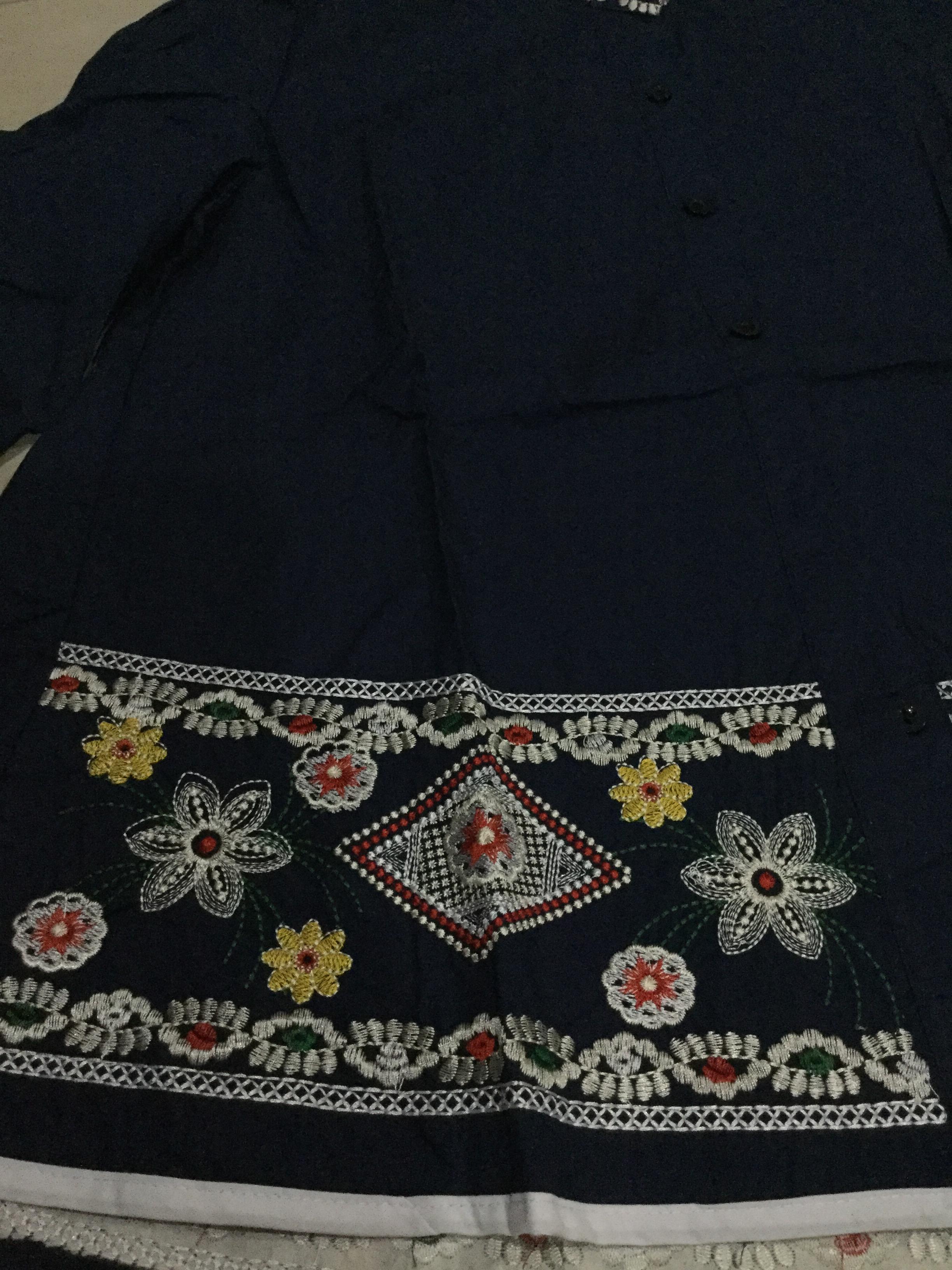 เสื้อจีนหญิงสีน้ำเงิน. ลายปัก รหัส UO 53 สินค้าพร้อมส่ง