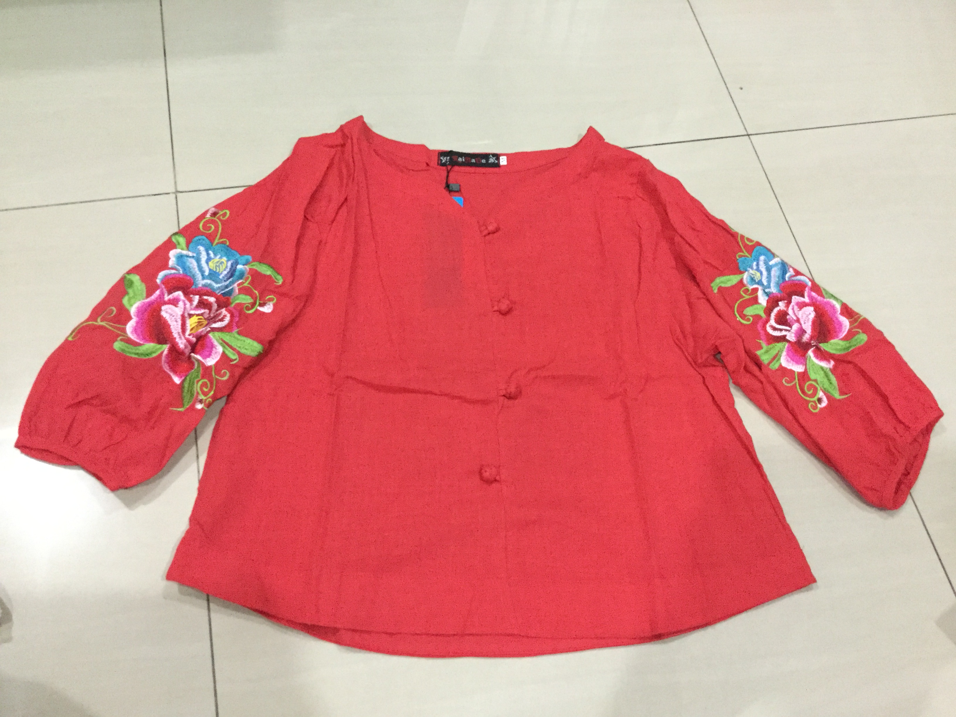 เสื้อผ้าลินิน สีแดงลายปัก รหัสRY 69