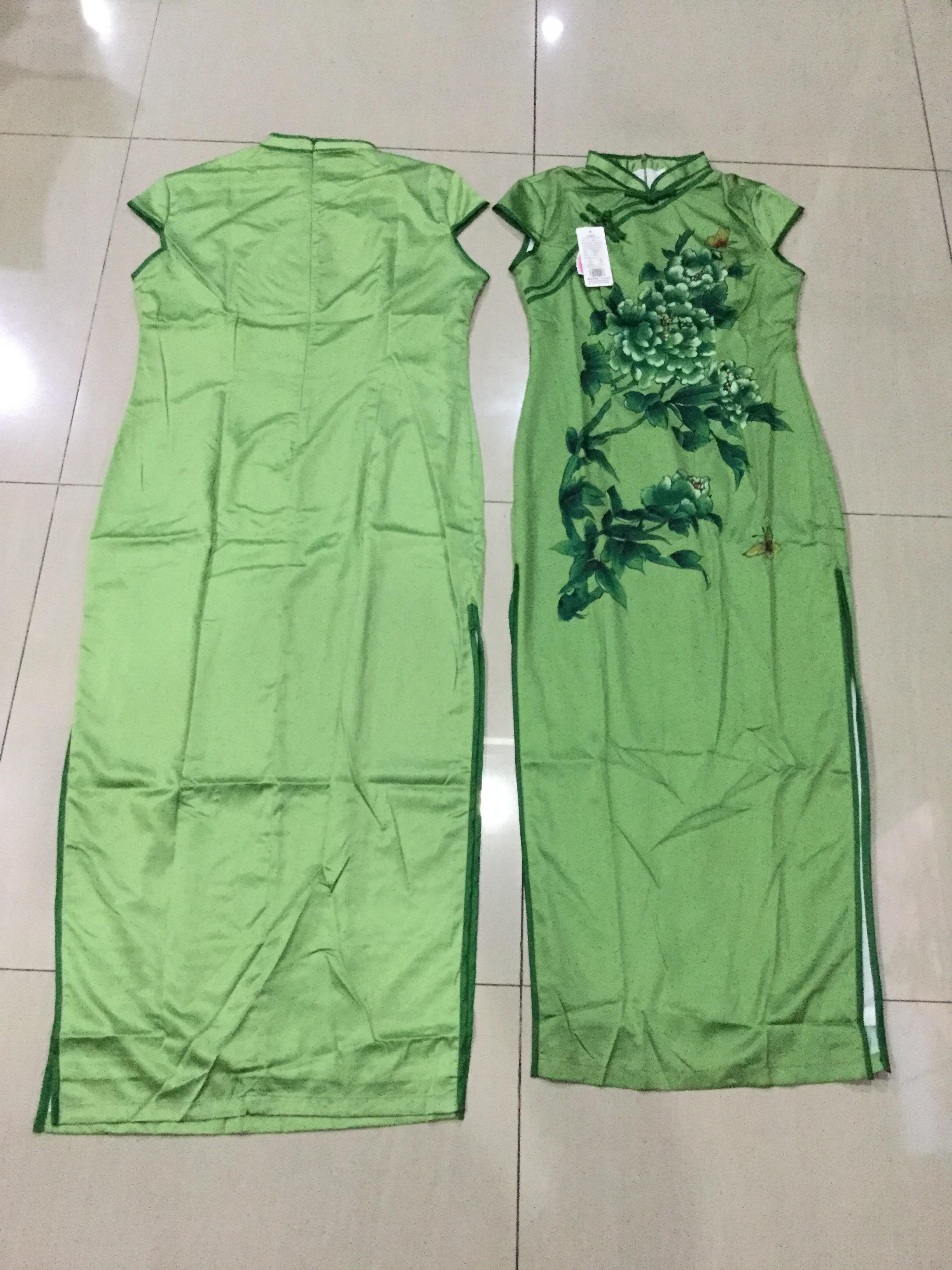 กี่เพ้ายาว ผ้าไหมเขียว รหัส AB 138 สินค้าพร้อมส่ง