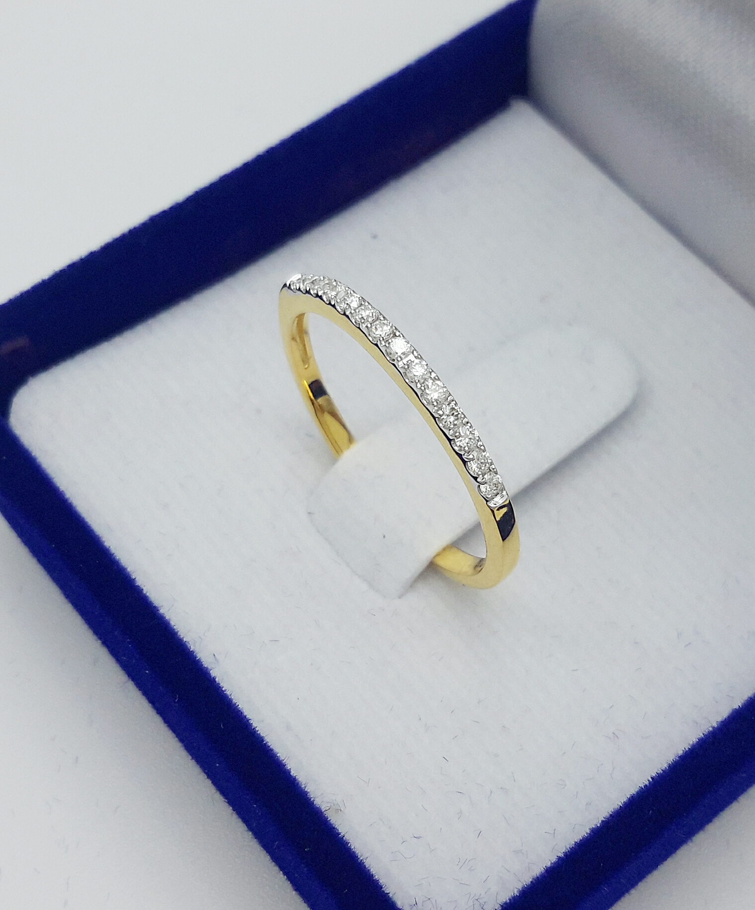 แหวนเพชรแท้น้ำหนักรวม 0.14 cts