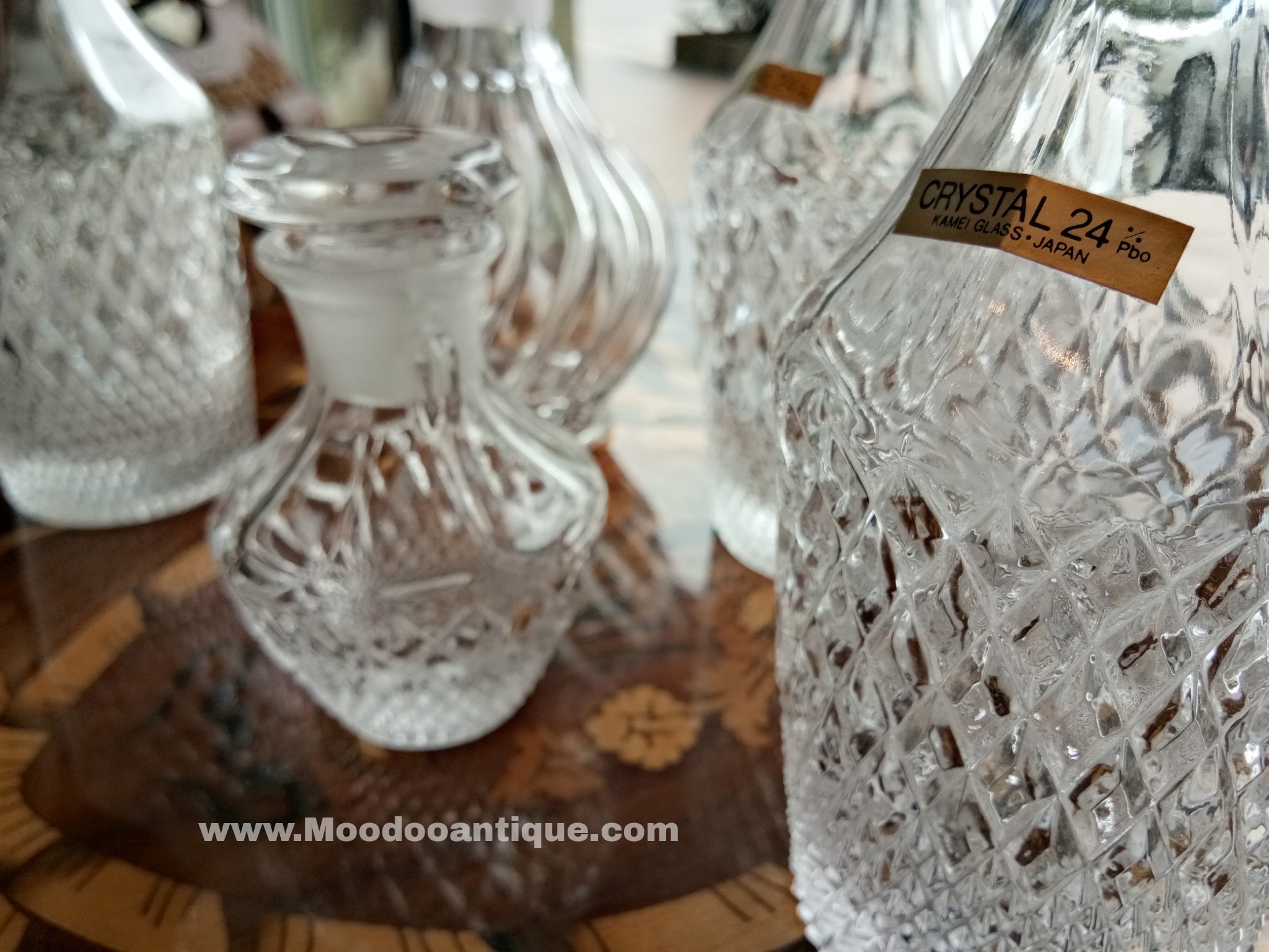 ชุดขวดแก้วคริสตัลสำหรับใส่เครื่องดื่มจากญีปุ่น