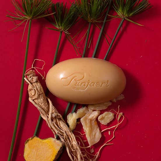 สบู่ไพลขมิ้นผสมโสม 80 กรัม