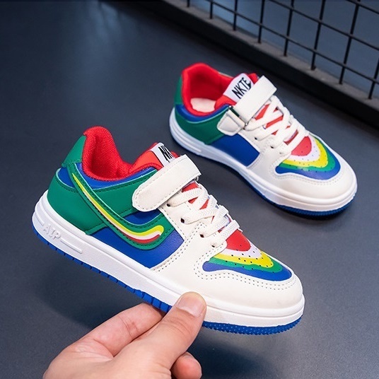 รองเท้าผ้าใบเด็ก A 3