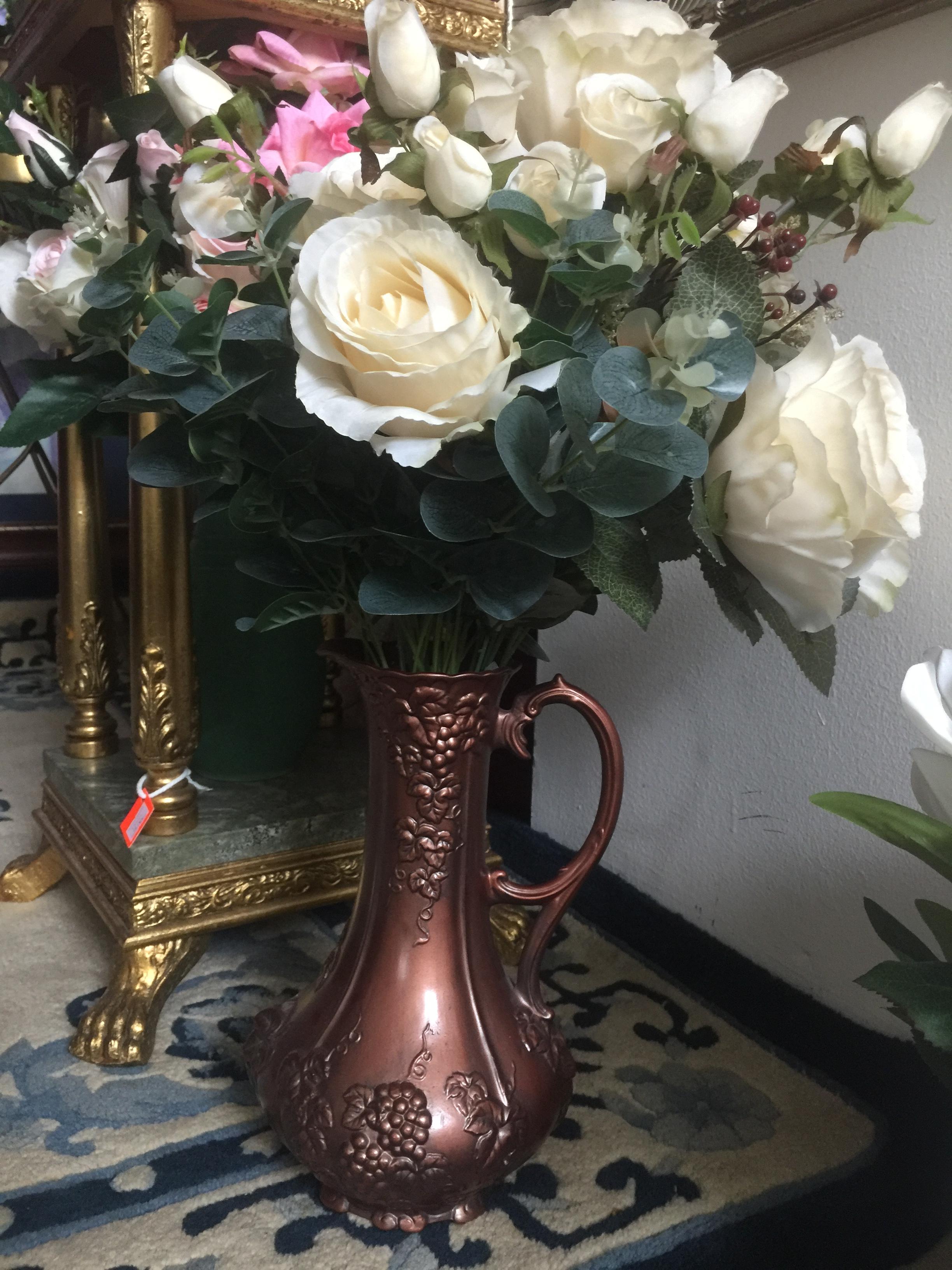 แจกันเซรามิคสีบรอนซ์