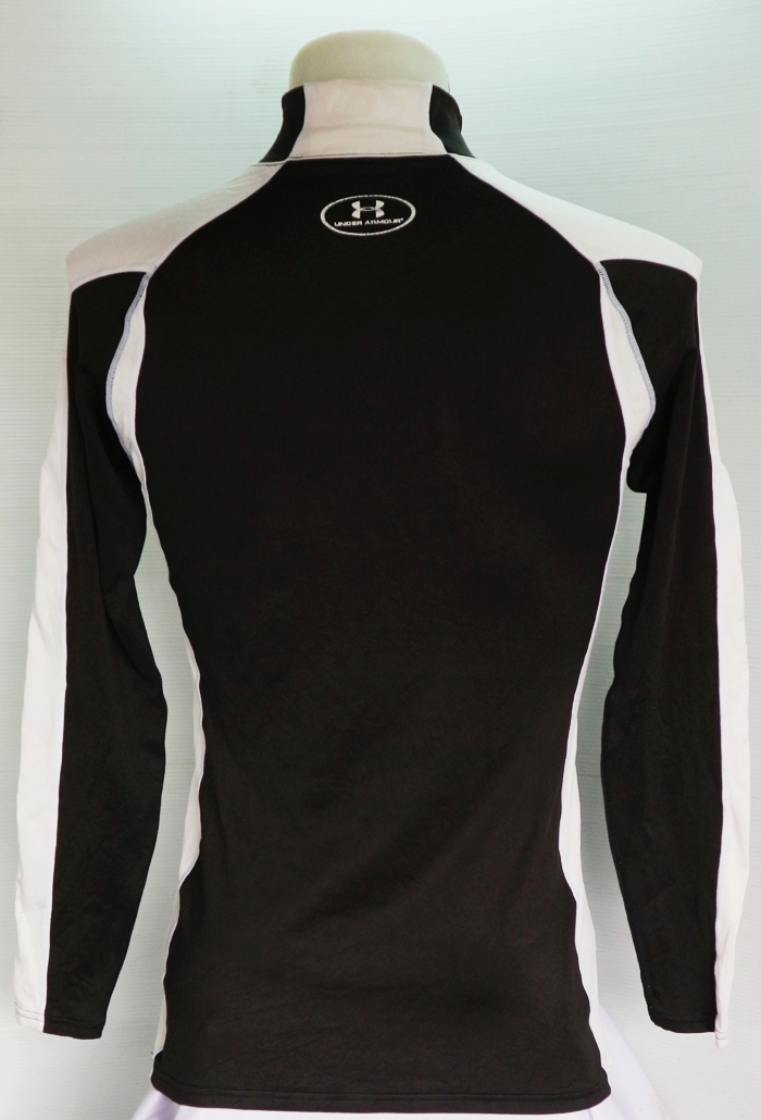 เสื้อรัดกล้ามเนื้อแขนยาว UNDER ARMOUR คอเต่า สีดำขาว ไซส์ XL