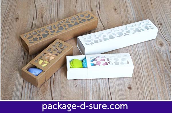 โปรโมชั่น//กล่องมาการองแบบสั้นคราฟ ใส่ 4 ชิ้น ลายฉลุ 5.8x12.8x4