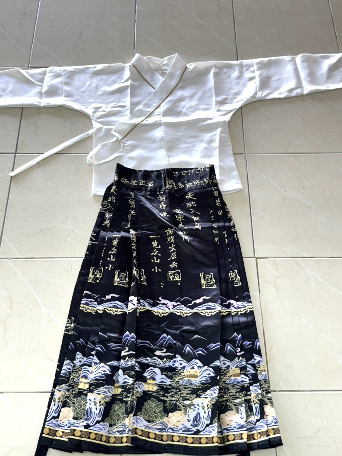 ชุดฮั่นฝู สีดำ รหัส FH 553 สินค้าพร้อมส่ง