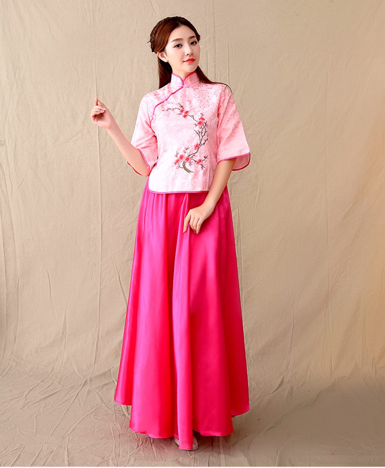 ชุดเสื้อ+กระโปรงสีชมพูเข้ม รหัส GH66 พร้อมส่ง