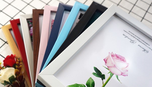 ชุดกรอบรูปติดผนัง Paris (White) กรอบรูป 11 ชิ้น พร้อมรูปภาพตามแบบและวัสดุติดตั้ง