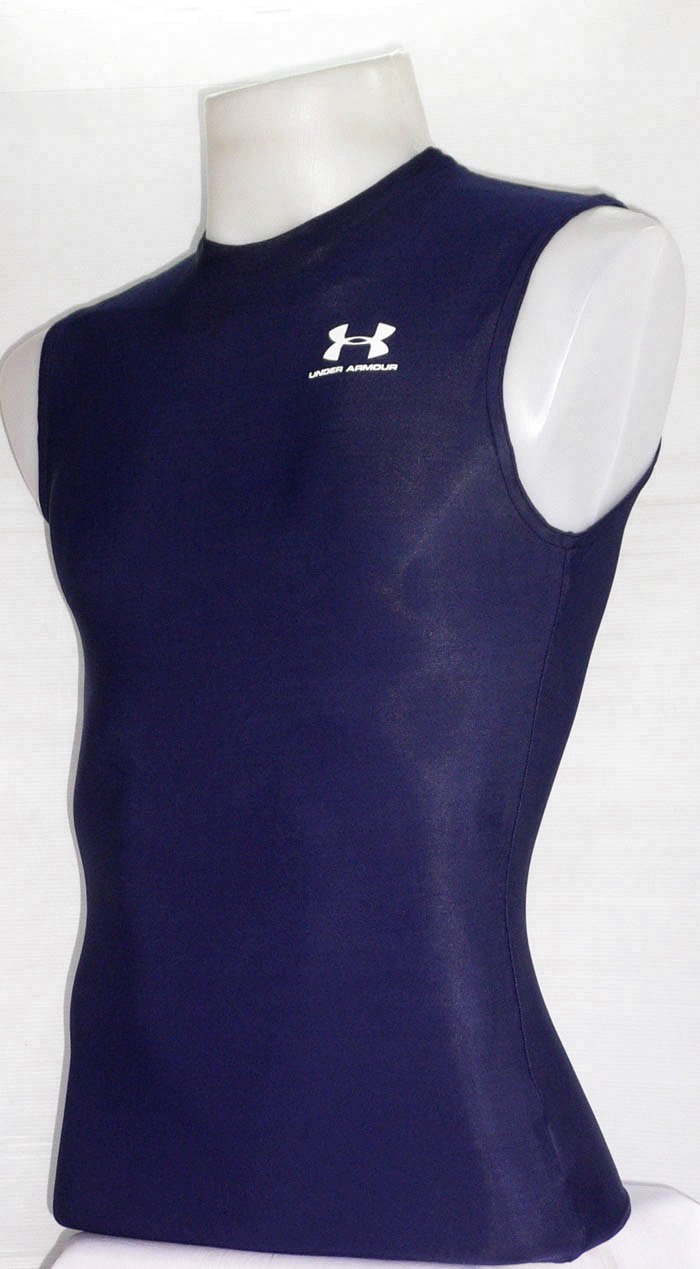 เสื้อรัดกล้ามเนื้อ UNDER ARMOUR แขนกุด สีกรม ไซส์ M