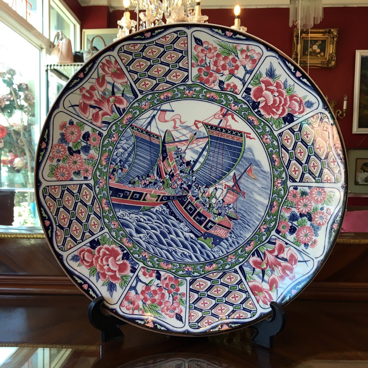 จานลายครามใบใหญ่