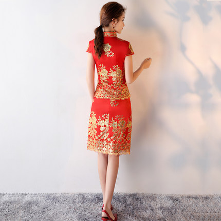 ชุดเสื้อ +กระโปรง สีแดง. เนื้อดี ใส่สบาย รหัสSHOT 140