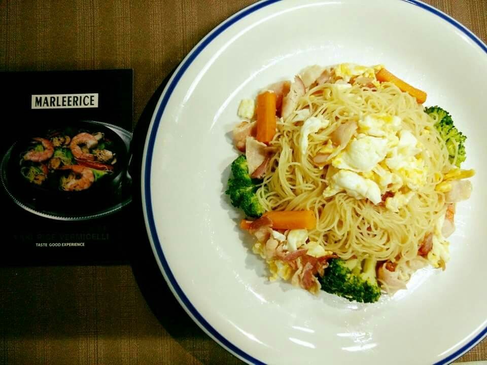 มาร์รีไรซ์ เส้นหมี่อบซีอิ้วญี่ปุ่น แพ็ค 8 ก้อน (MARLEERICE)