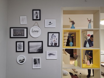 ชุดกรอบรูปติดผนัง Vertical set 11 (Black&White-Nordic) กรอบรูปไม้ 9 ชิ้นพร้อมภาพตามแบบ + รูปแคนวาส 2 ชิ้นและวัสดุติดตั้ง