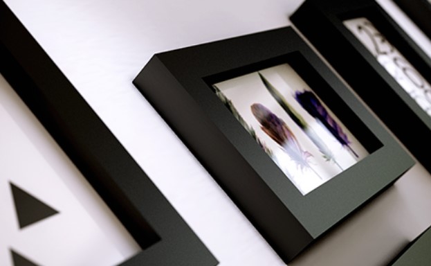 ชุดกรอบรูปติดผนัง Black 12 กรอบรูปไม้สีดำ 12 ชิ้น พร้อมรูปภาพตามแบบและวัสดุติดตั้ง