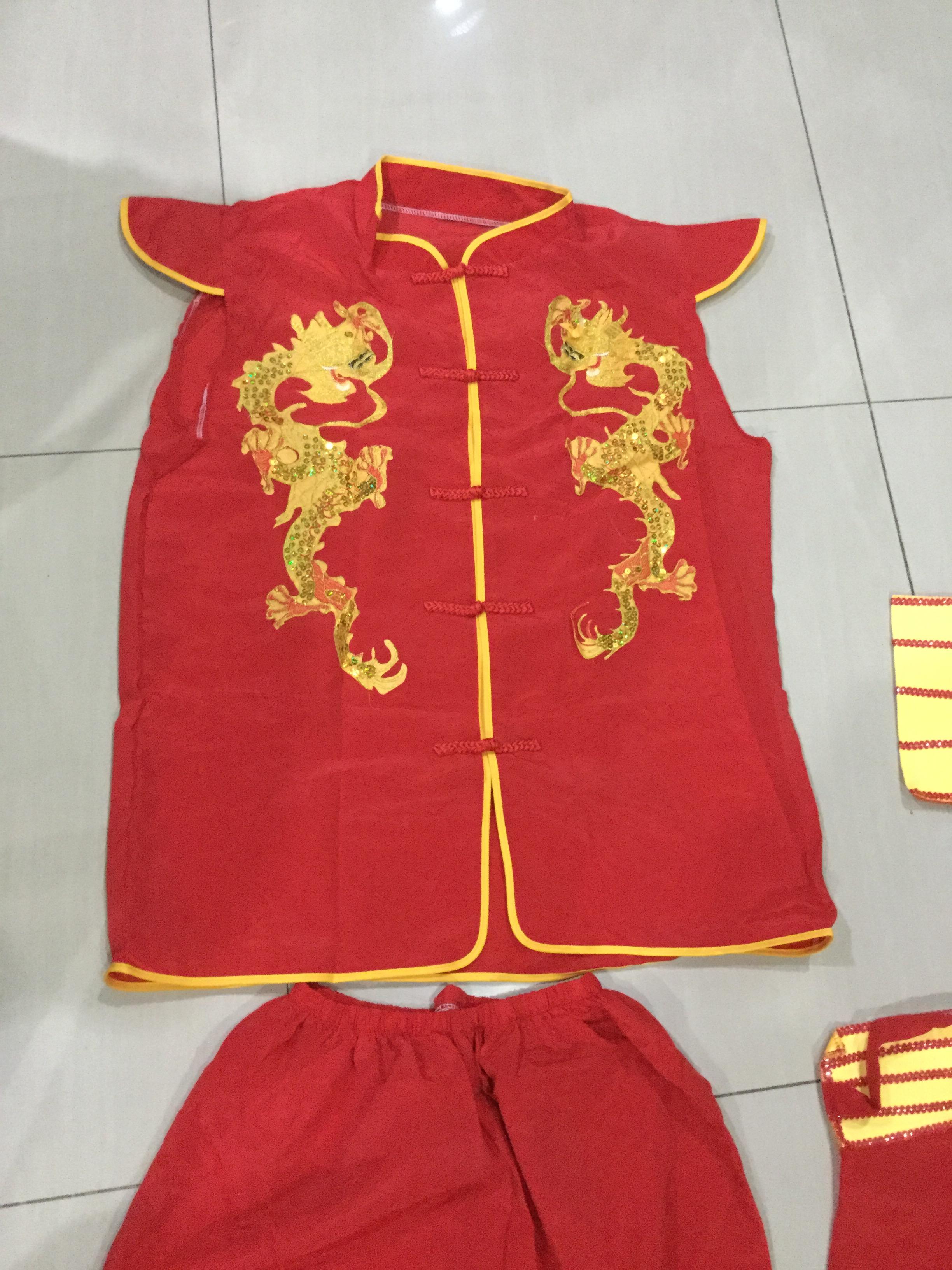 ชุดกังฟู สีแดงลายมังกรทอง รหัส Kung 69 สินค้าพร้อมส่ง