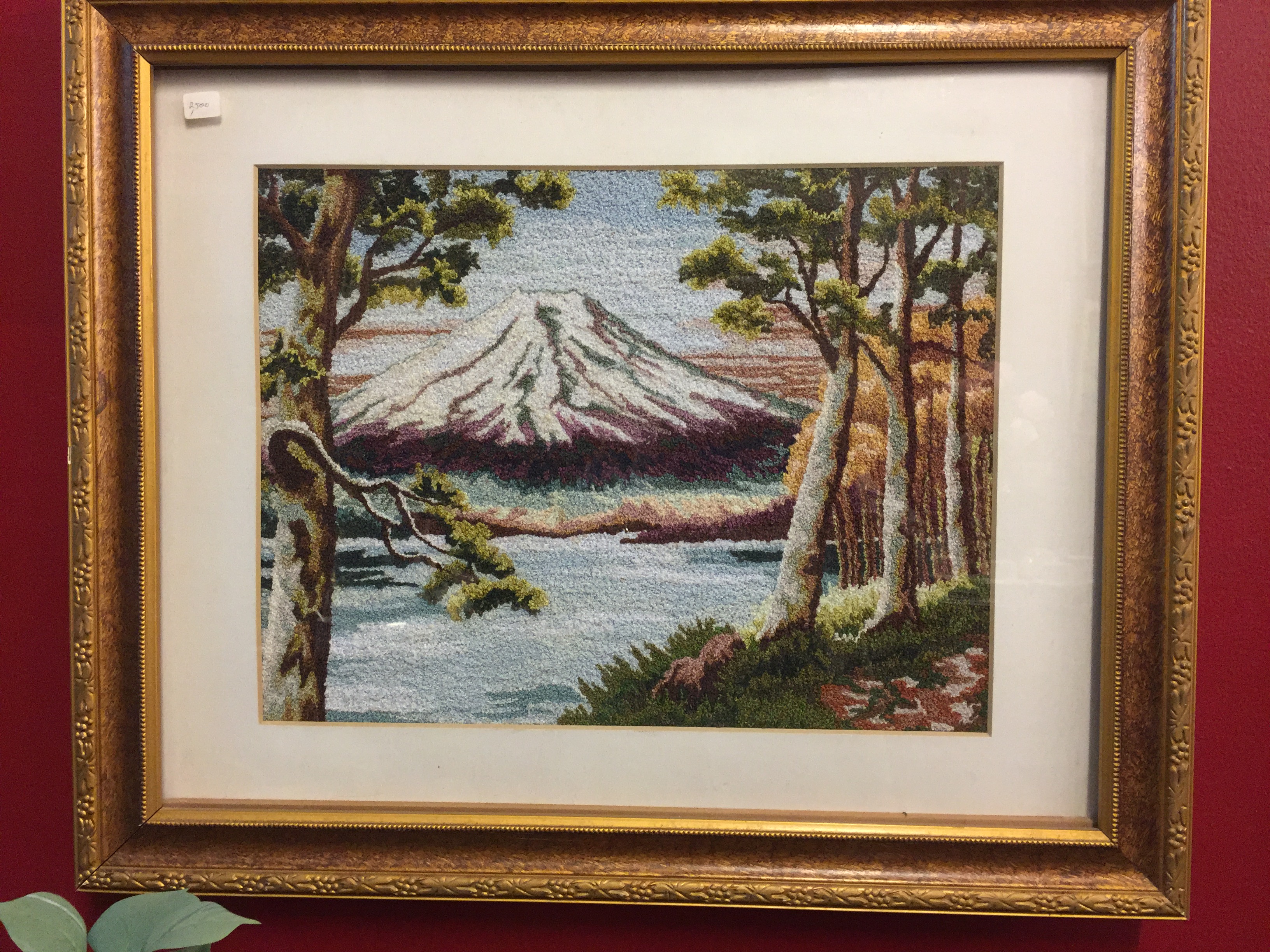 ภาพด้ายปักวิวทะเลสาบ