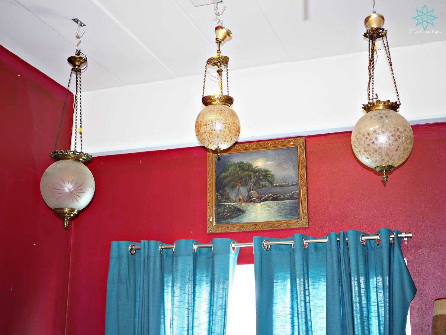 โคมไฟแก้วแขวนเพดาน งานฝรั่งเศส