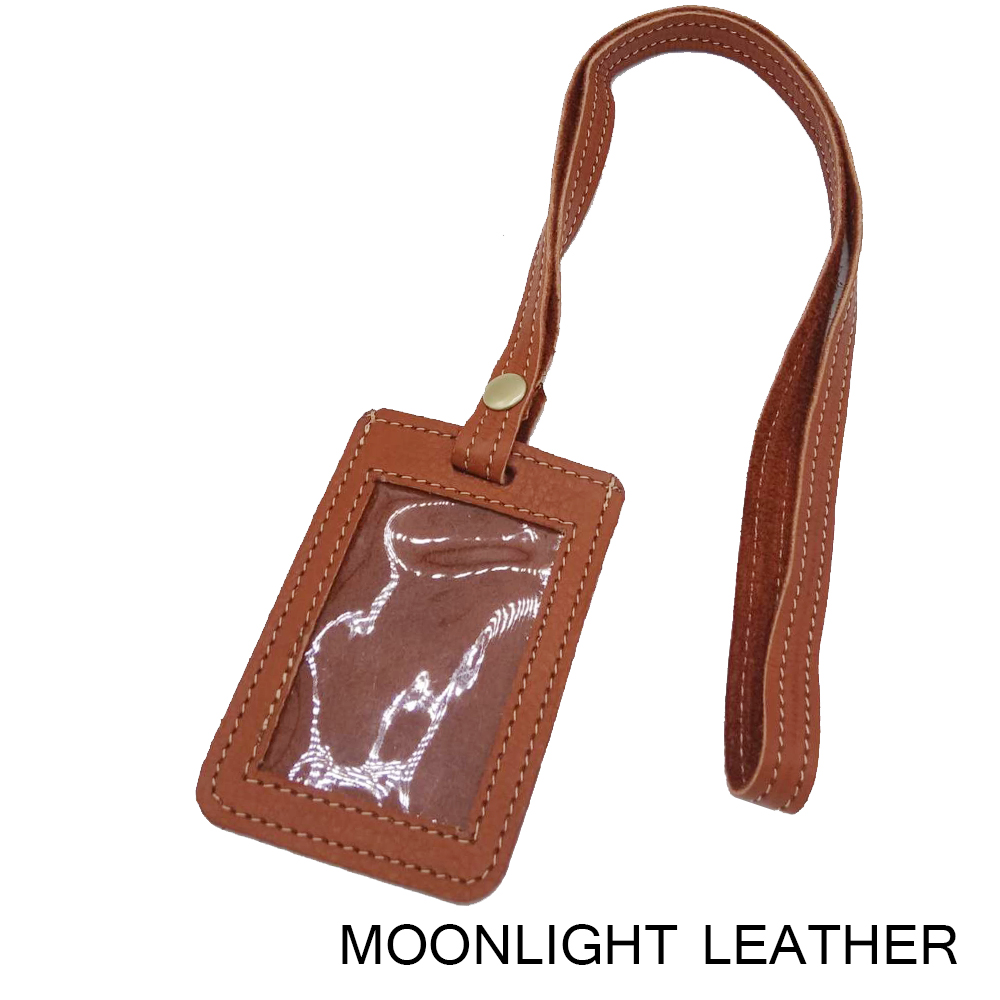 ป้ายห้อยคอ ที่ใส่บัตรพนักงานหนังแท้ทั้งใบ Moonlight มี 5 สี ทำจากหนังวัวแท้ นุ่ม ไม่ลอก สวย ทนทาน มีกล่องเป็นของขวัญได้