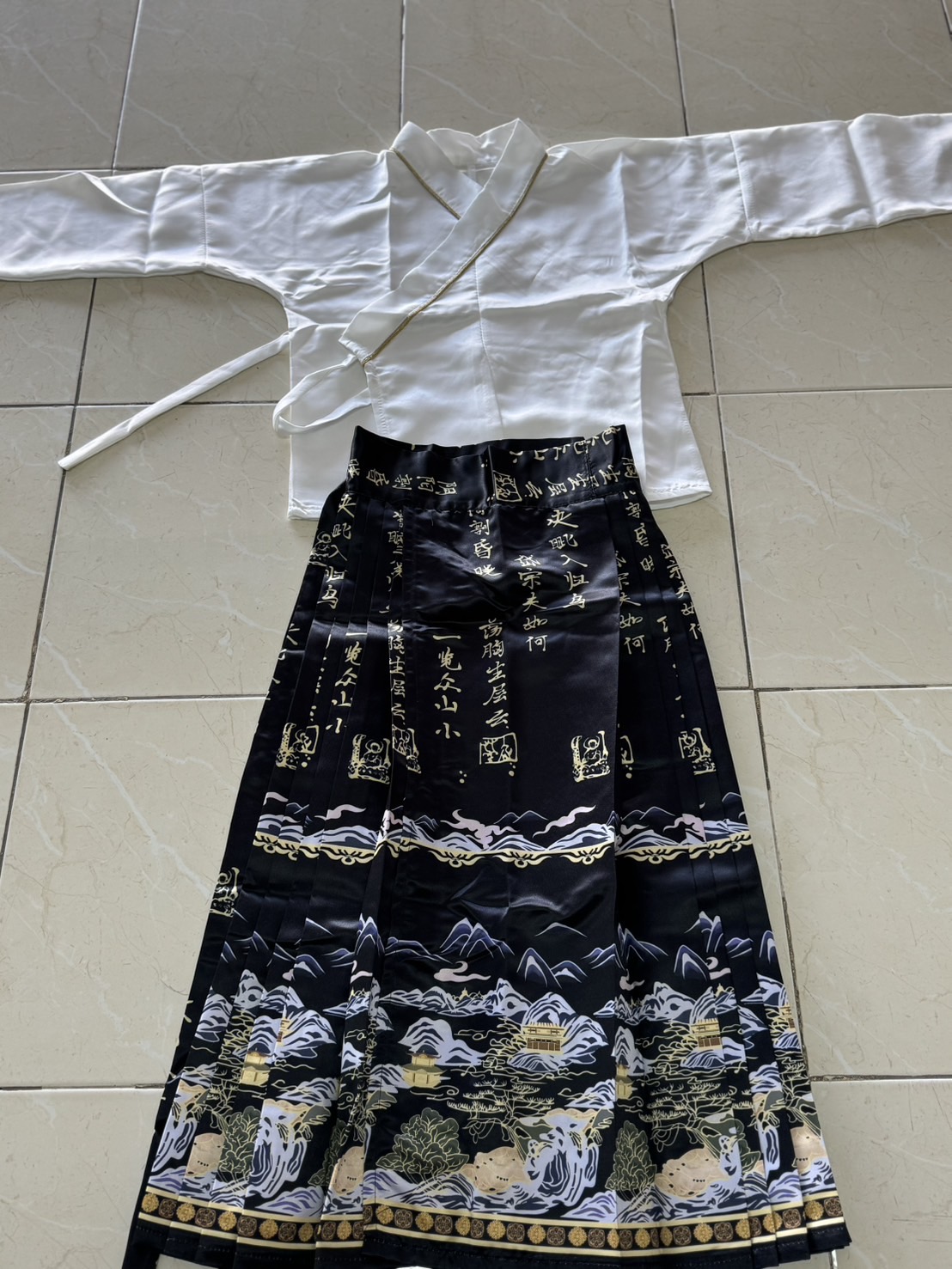 ชุดฮั่นฝู สีดำ รหัส FH 553 สินค้าพร้อมส่ง