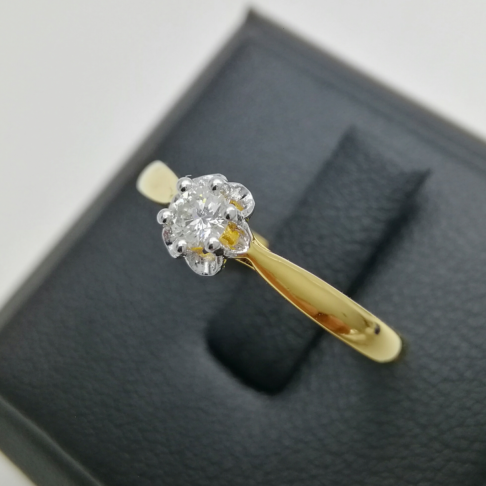 แหวนเพชรแท้รวม 0.10 cts