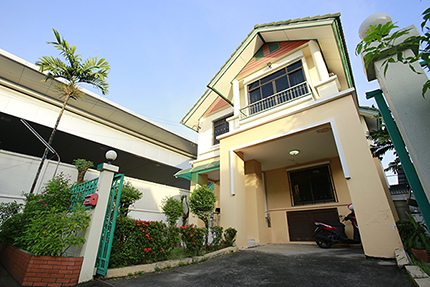 ให้เช่าบ้านเดี่ยว 2 ชั้น หมู่บ้านปิยพร นวมินทร์ 74 พร้อมเฟอร์นิเจอร์