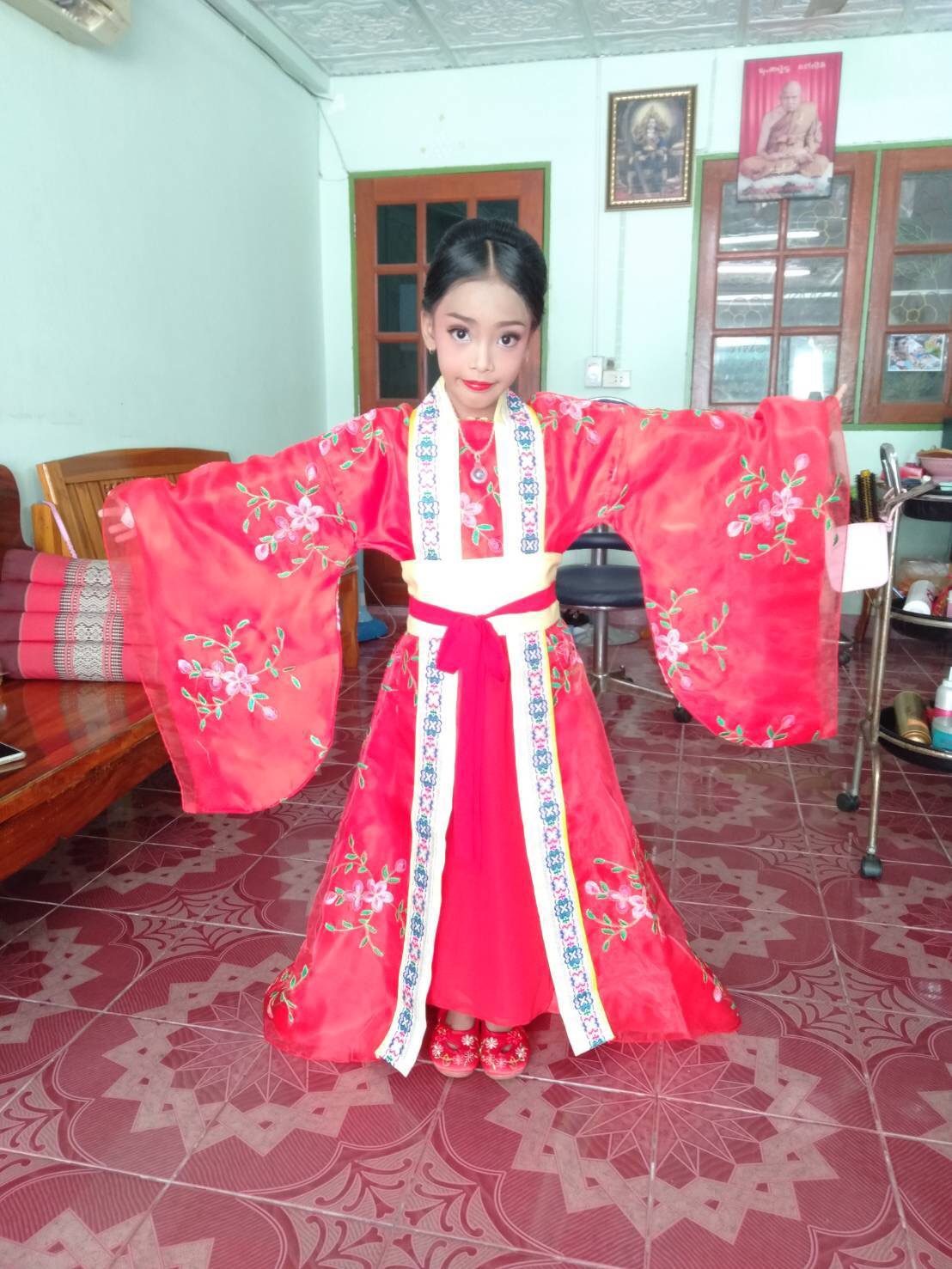 ชุดเจ้าหญิง สีแดง . รหัส PIN 135 สินค้าพร้อมส่ง