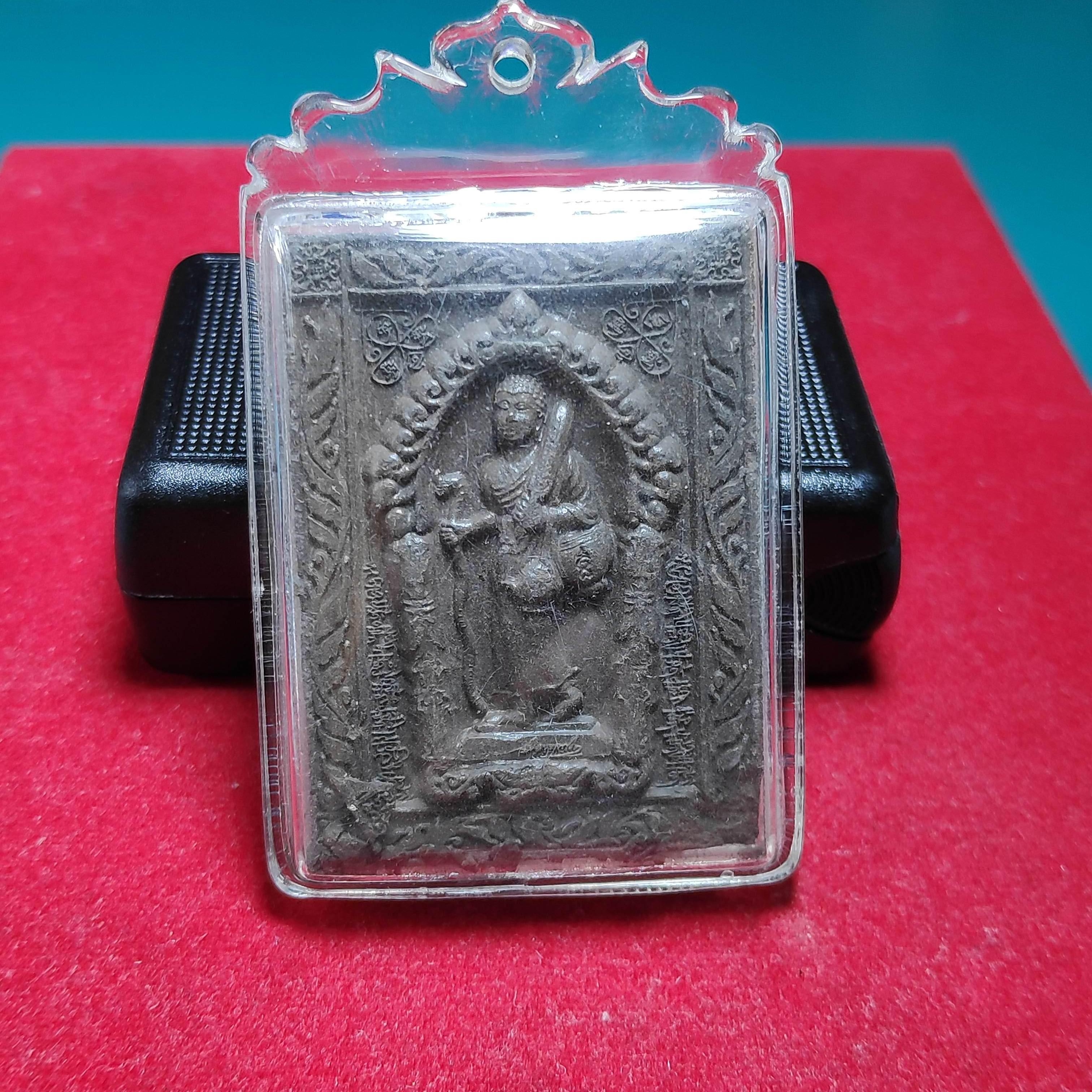 พระสิวลีหลวงปู่กาหลงเขี้ยวเเก้วเนื้อว่าน