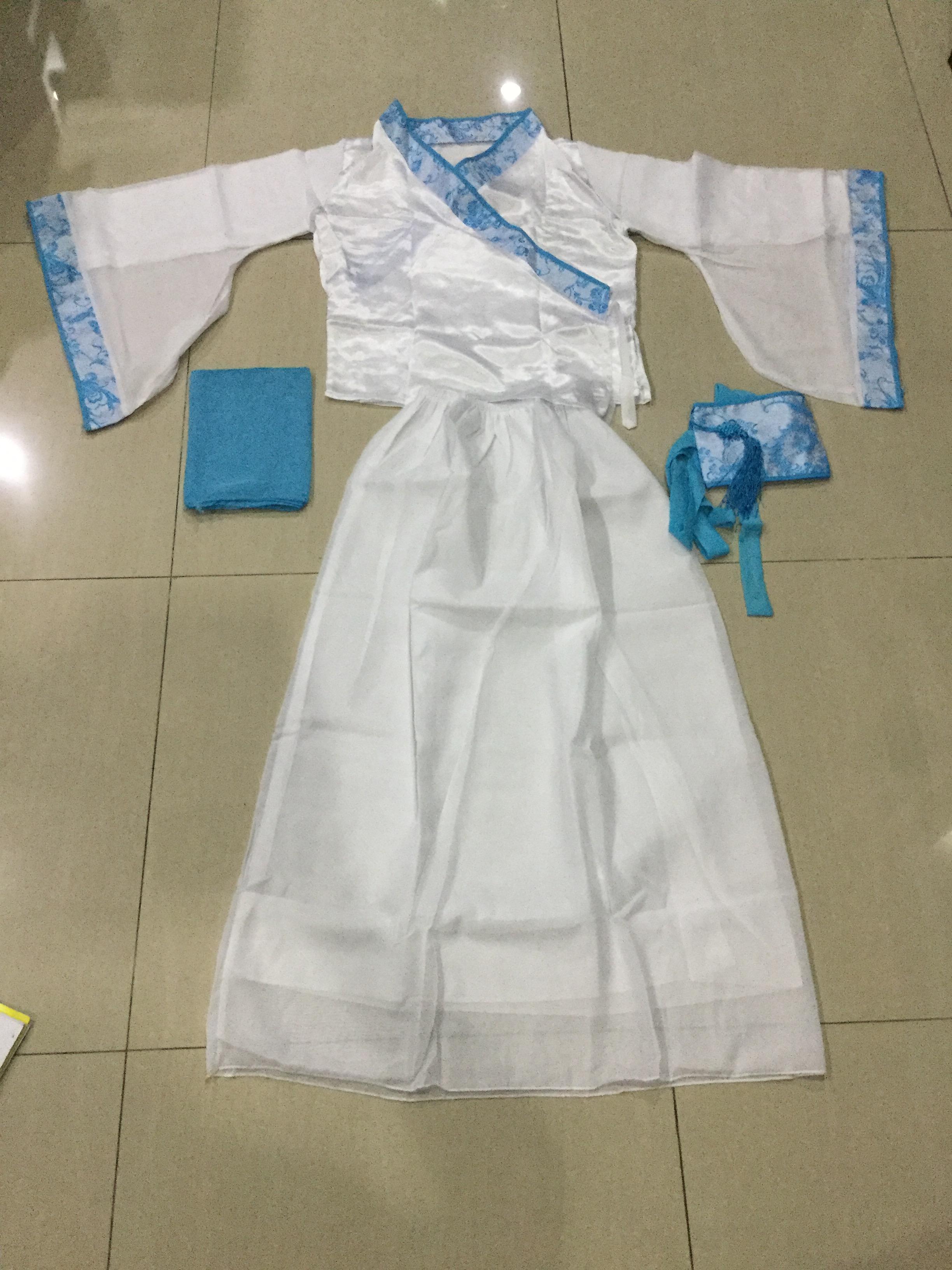 ชุดจีนสตรีฮั่นโบราณสีชมพู สีฟ้า สีม่วง รหัส MN 58 สินค้าพร้อมส่ง