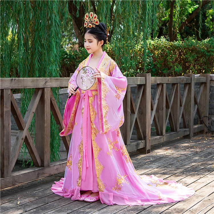 ลูกค้า จองเช่า #ชุดเจ้าหญิงฮั่นฝูสีแชมพู. รหัส FHN198 สินค้าพร้อมส่ง