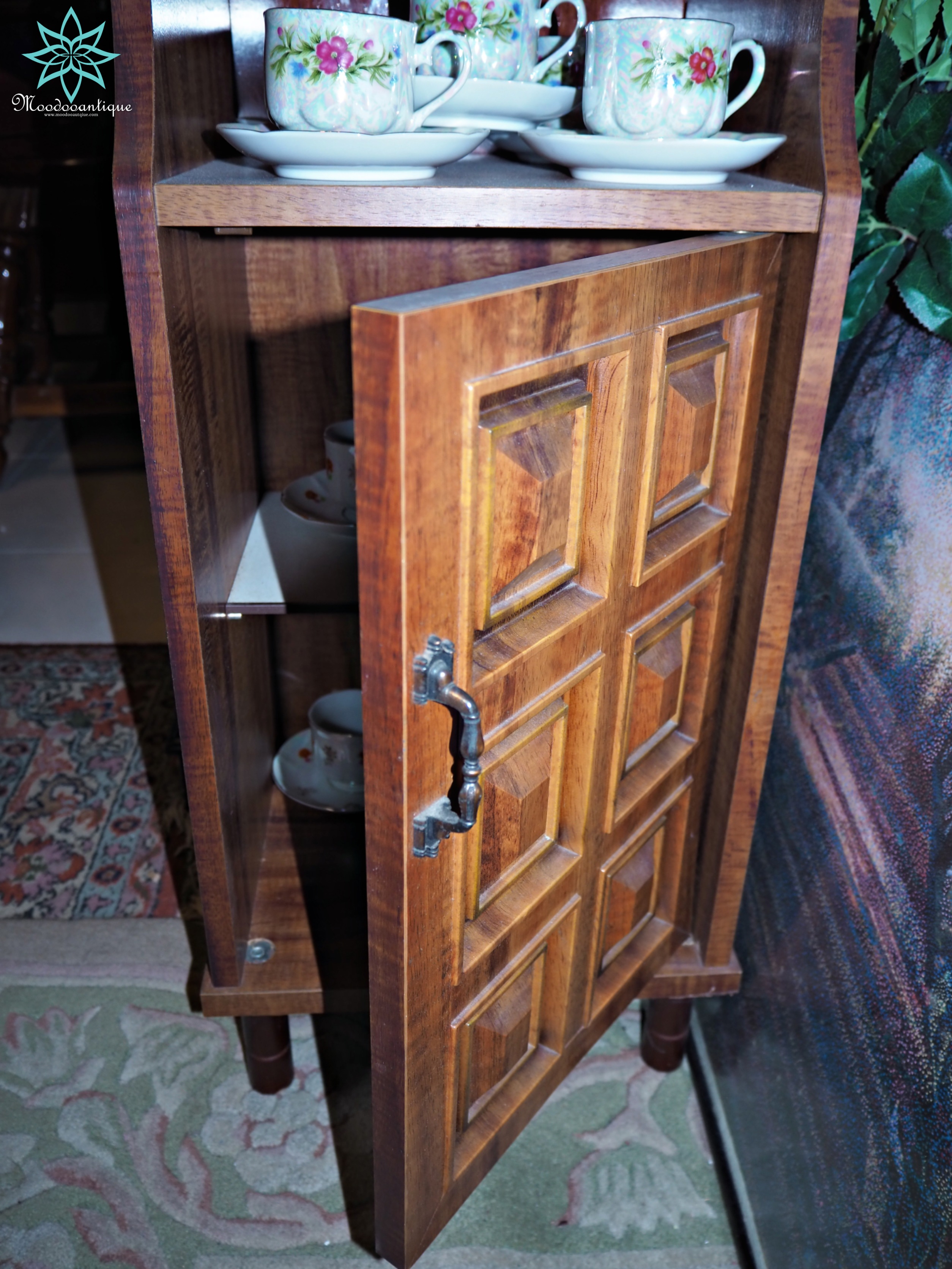 ตู้ไม้ขนาดเล็ก