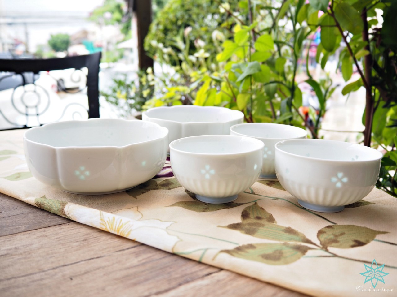 Arita Ware Kikuho Japan