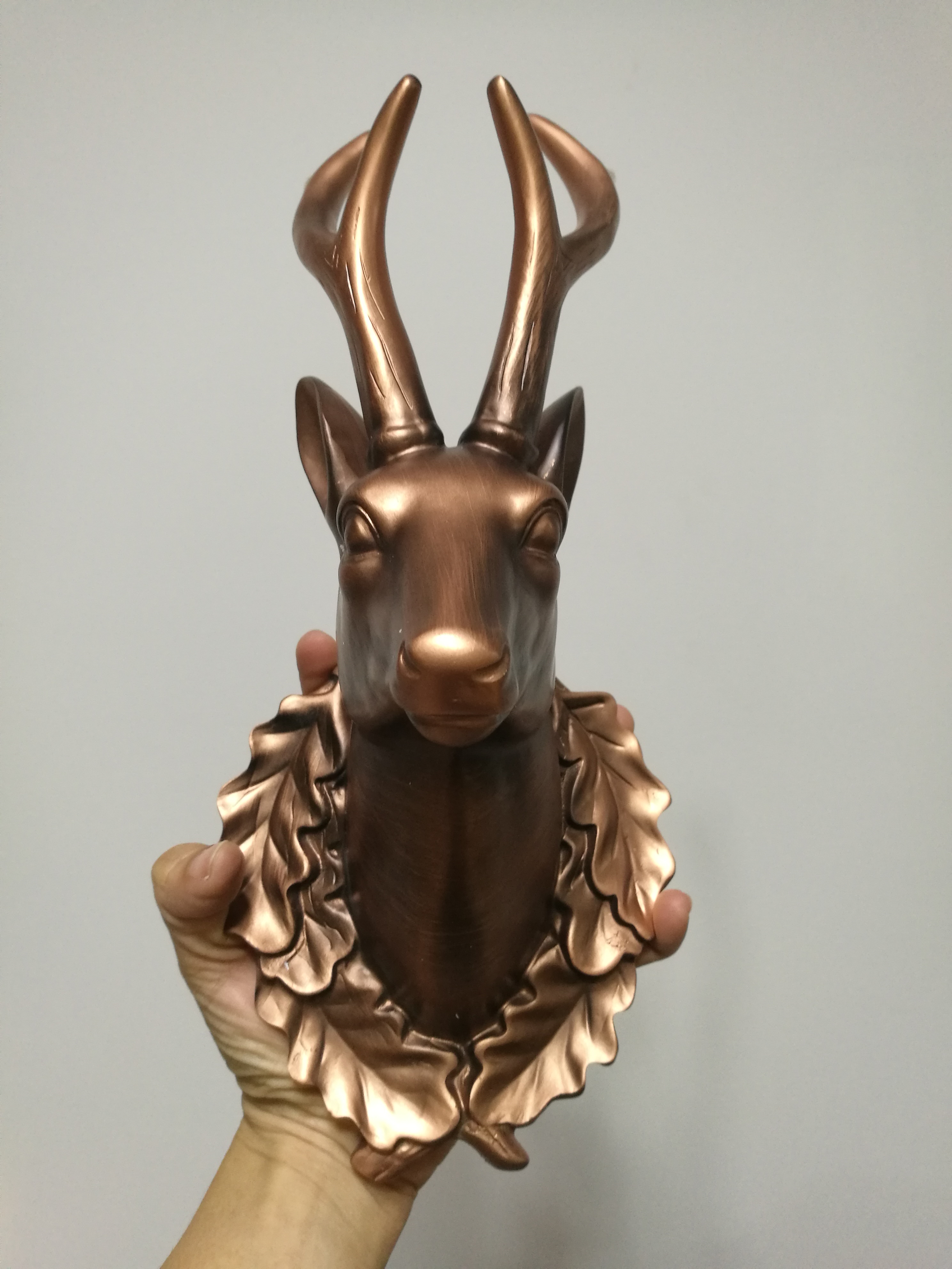 ชุดกรอบรูปติดผนัง Deer Model : กรอบรูปไม้ 8 ชิ้น+หัวกวาง พร้อมรูปภาพตามแบบและวัสดุติดตั้ง