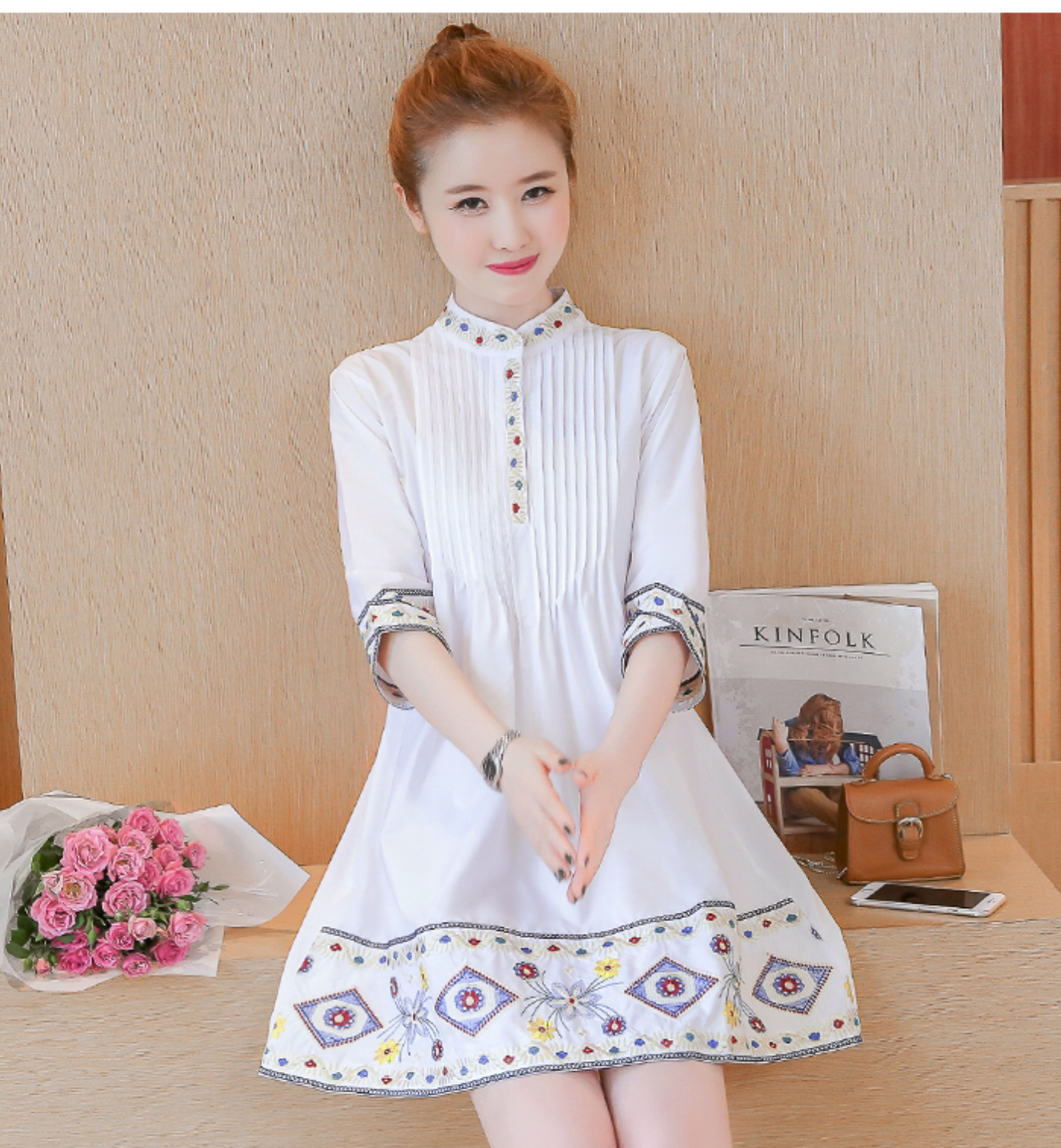 เดรสสั้นสีขาว ผ้าร่ม เนื้อดี ใส่สบาย รหัสOU 98