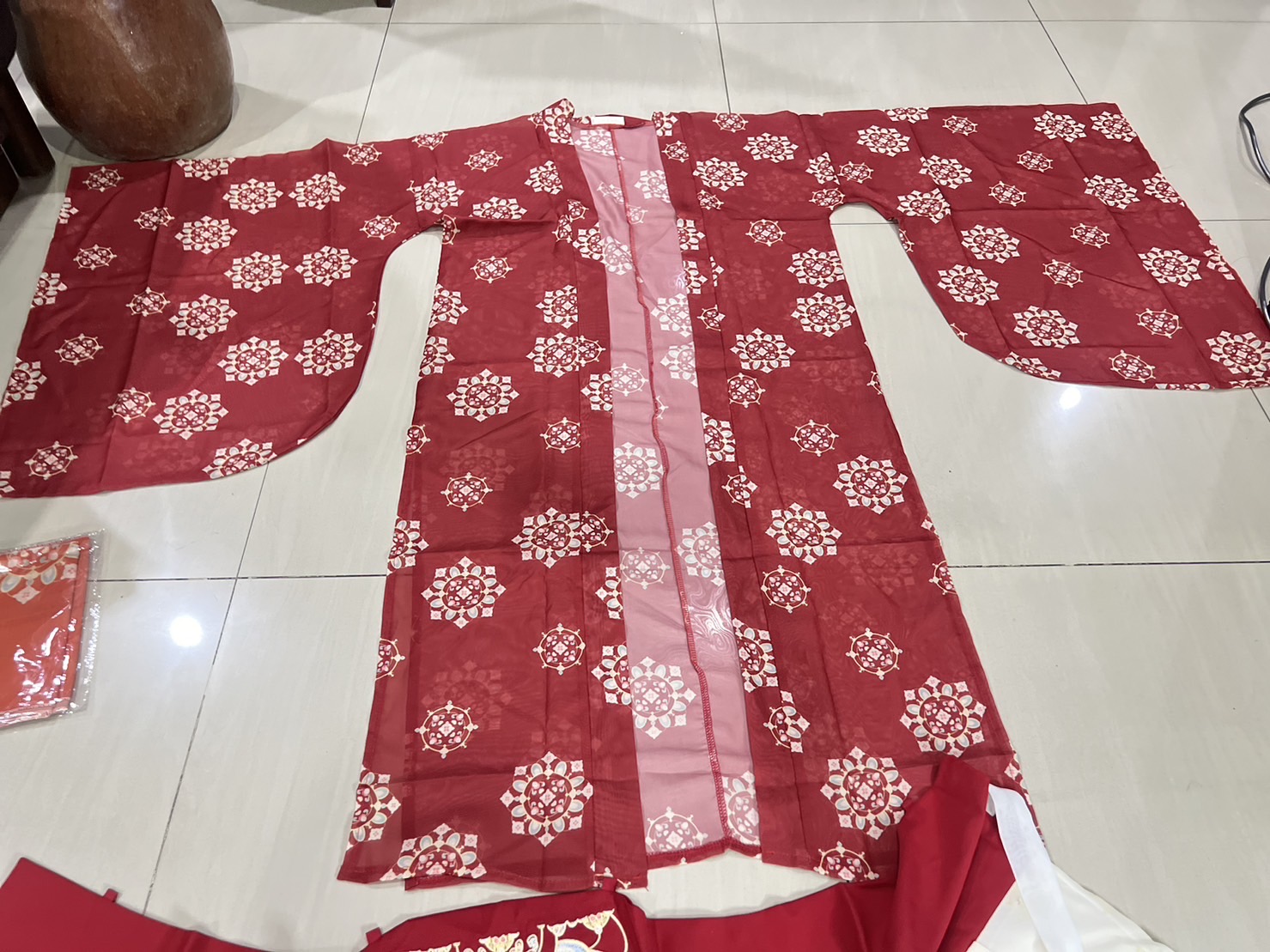 ชุดจีนหญิงฮั่น สีแดง รหัส EL 60 สินค้าพร้อมส่ง