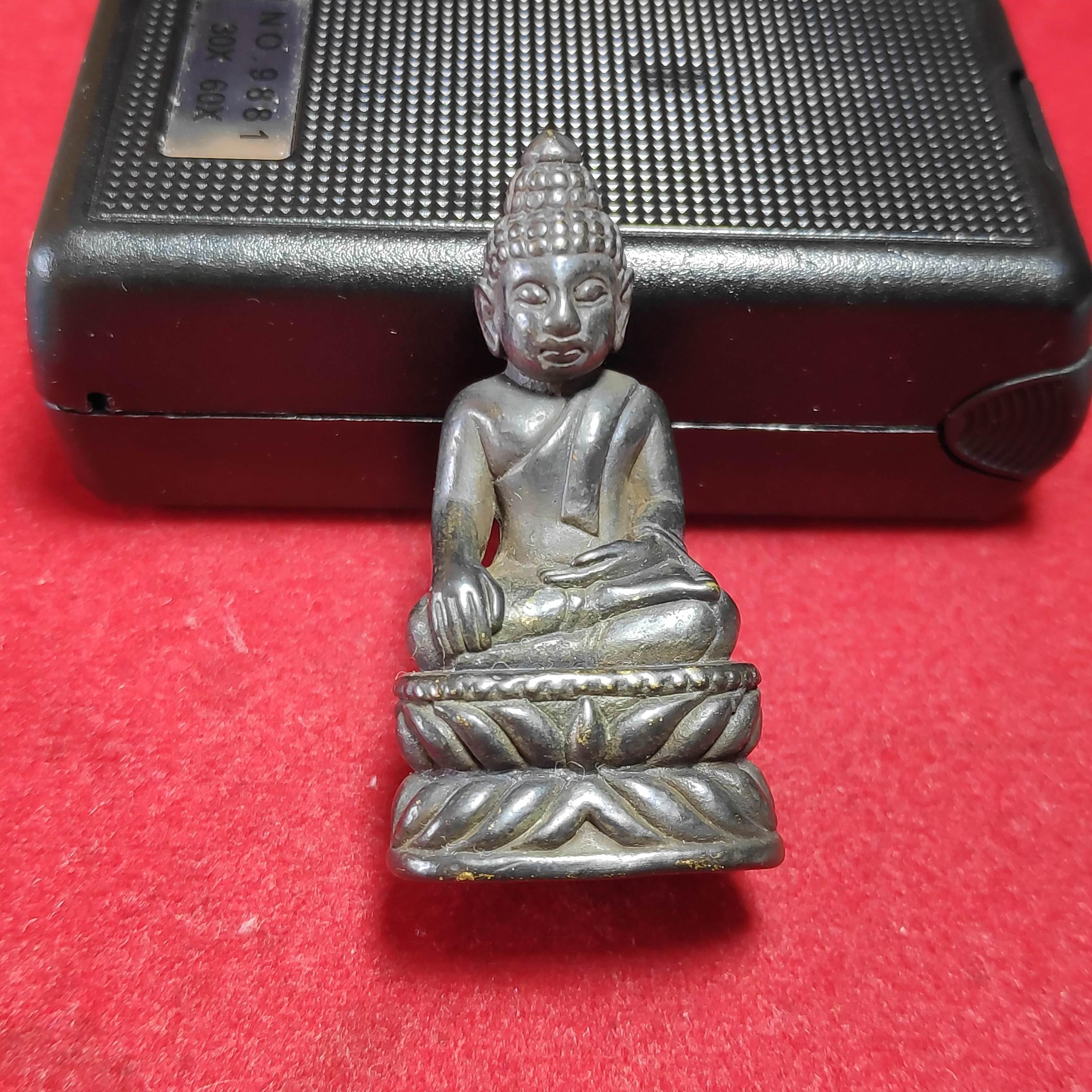 พระกริ่งบัวค่ำบัวหงาย