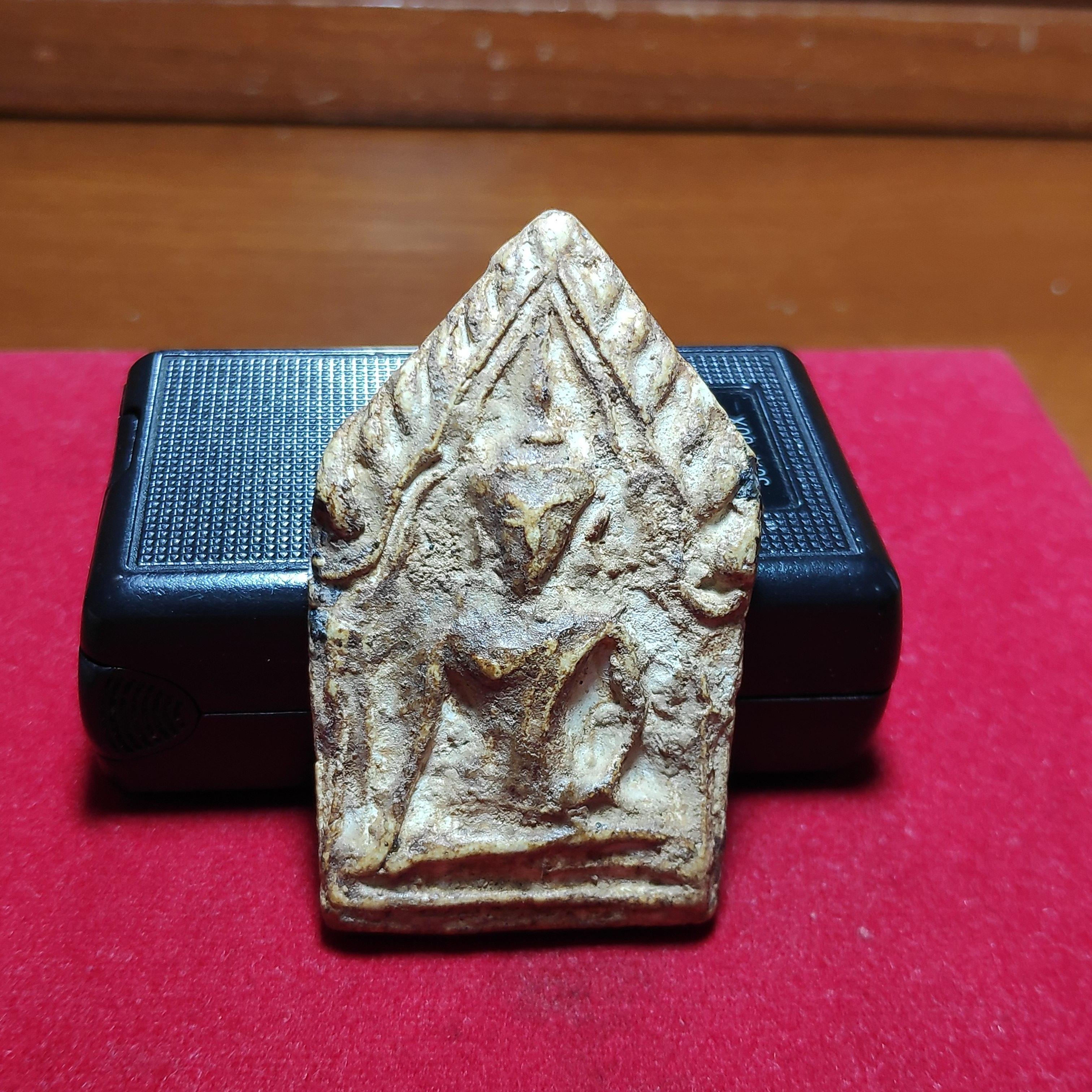 พระขุนเเผนเนื้อผงพุทธคุณกรุวัดทัพข้าว