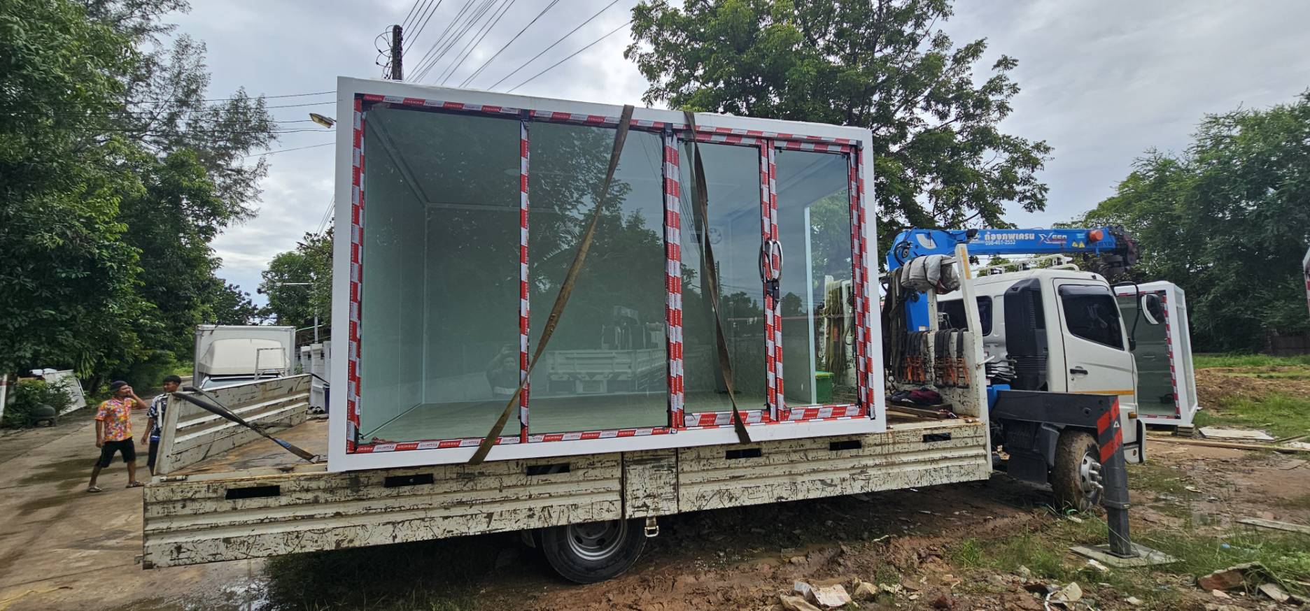 House Knockdonw UN-F04 3 เมตร *4 เมตร ** รับประกันสินค้า 1 ปี ส่งโดยรถเฮี๊ยบ ค่าจัดส่ง 18000