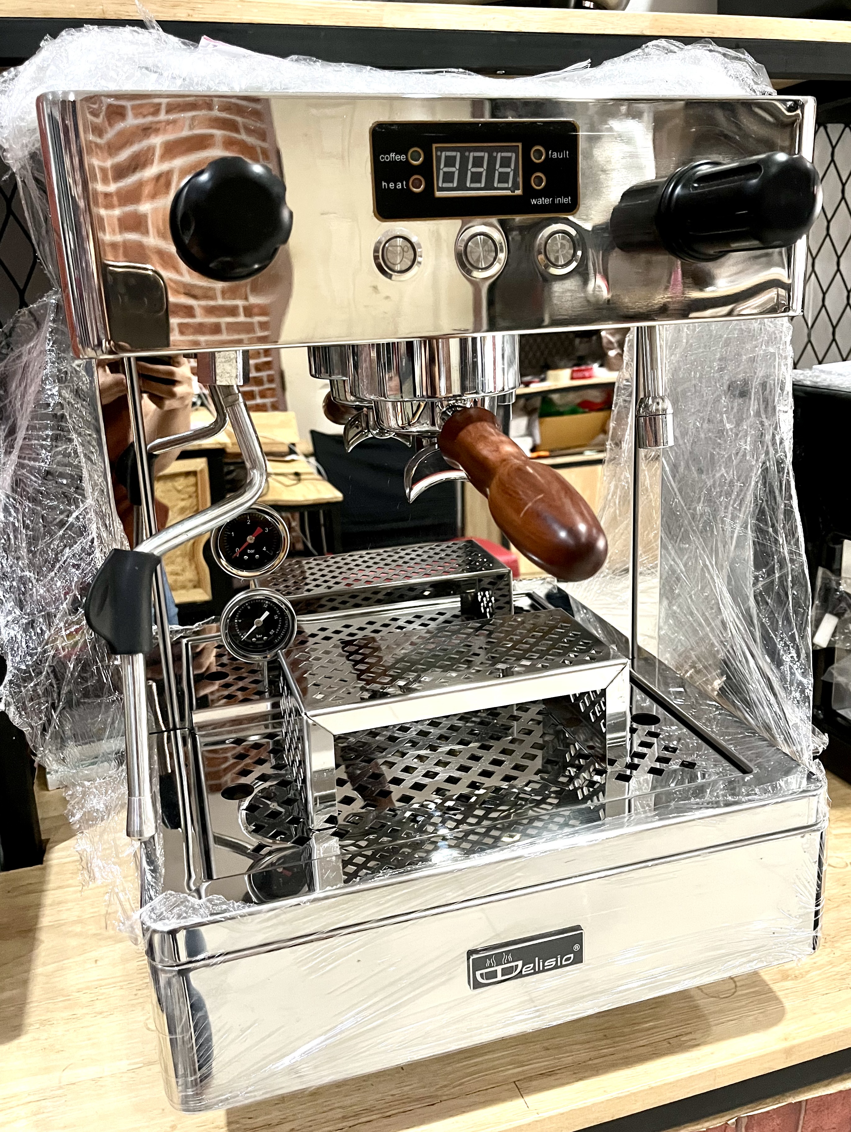 เครื่องชงกาแฟ Delisio K101T