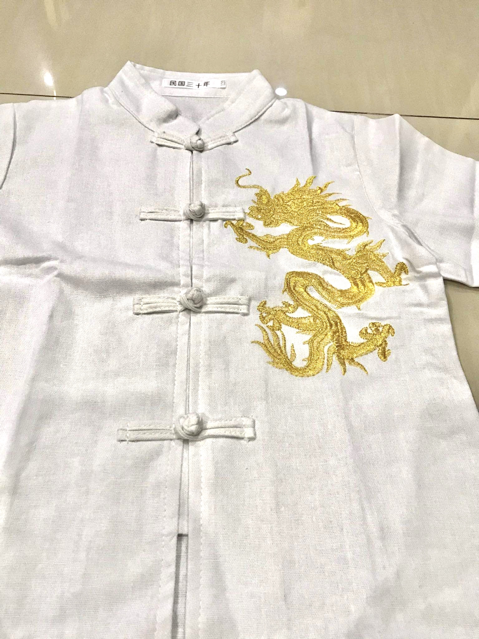 ชุดจีนเด็กชาย สีขาว ผ้าลินิน ลายปักมังกร รหัส ZM 49 สินค้าพร้อมส่ง