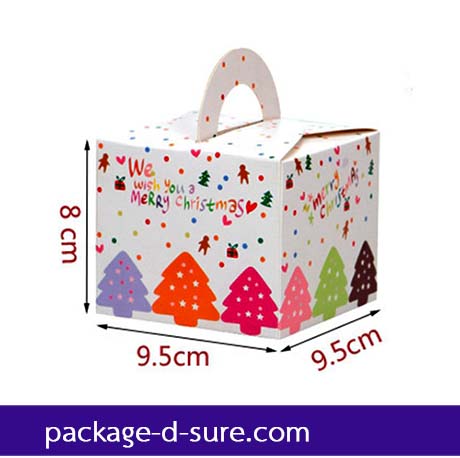 โปรโมชั่น//กล่องจัตุรัส หูหิ้ว ทรงสูง 9.5x9.5+8 สีขาว ลายต้นคริสต์มาส