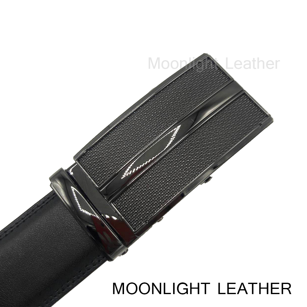 เข็มขัดหนังวัวแท้ MOONLIGHT สำหรับผู้ชาย แบบ Auto Locking หัวไฟเบอร์ลาย Exclusive-1 เป็นหนังแท้ทั้งด้านหน้าหลัง ไม่ลอก
