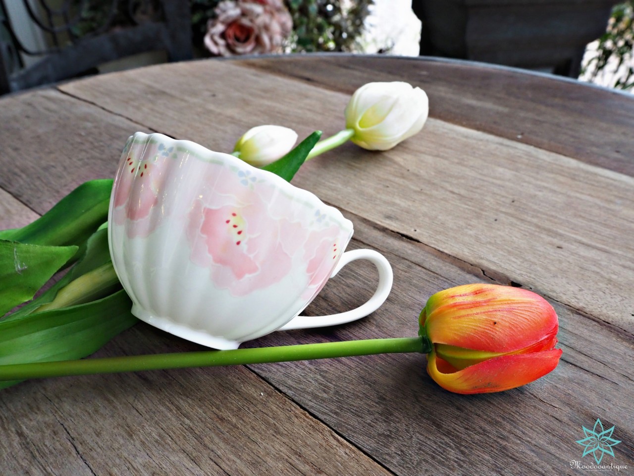 ถ้วยชา NIKKO FINE BONE CHINA IN JAPAN