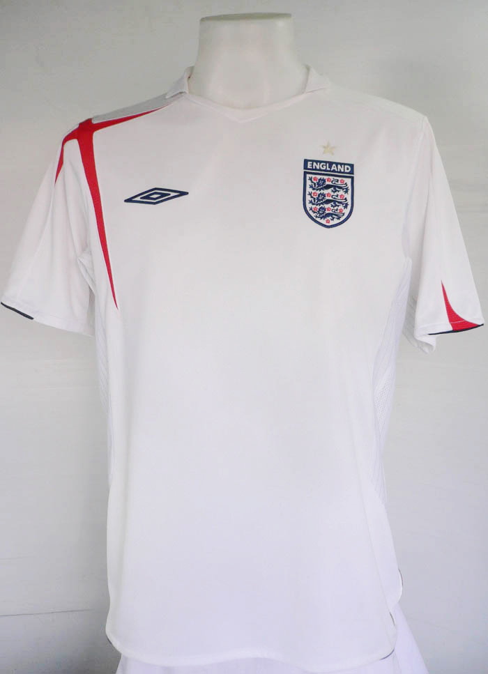 เสื้อฟุตบอล UMBRO ENGLAND 2006 WORLD CUP [HOME] ไซส์ L รอบอก 44 นิ้ว