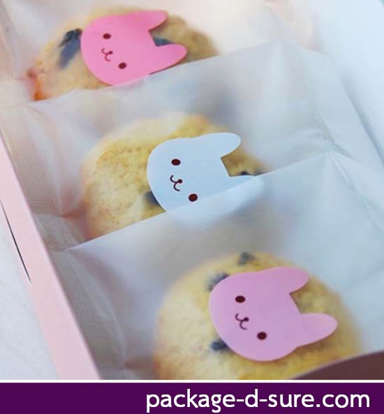 สติกเกอร์ 3 สี ขาว ส้ม ชมพู ลายหน้ากระต่าย แพ็ค 4 แผ่น 96 ดวง