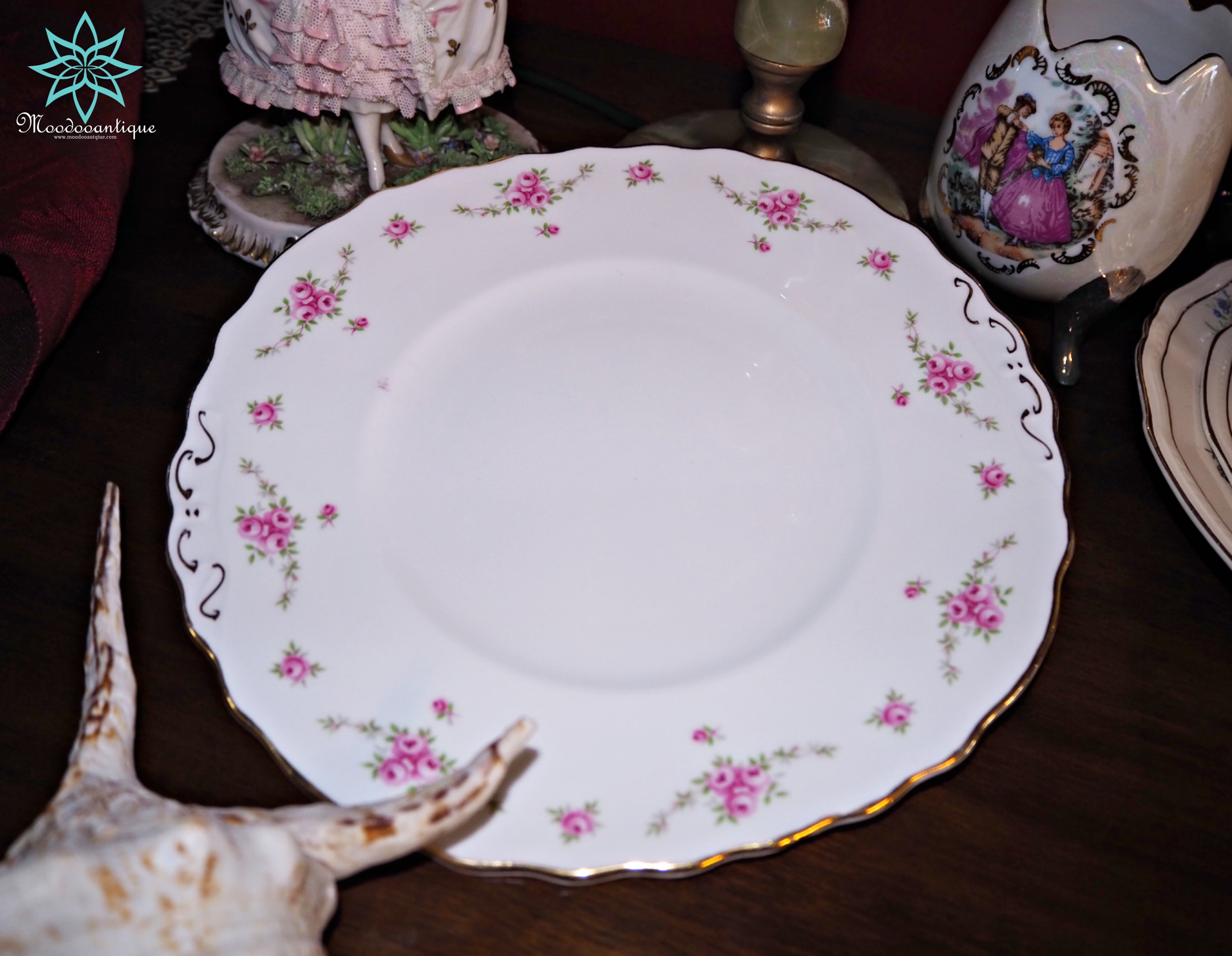 จาน แบรนด์ FINE BONE CHINA Royal Osborne MADE IN ENGLAND