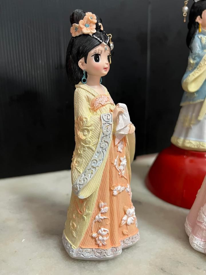 ตุ๊กตาเรซิ่นนางสนม set 5