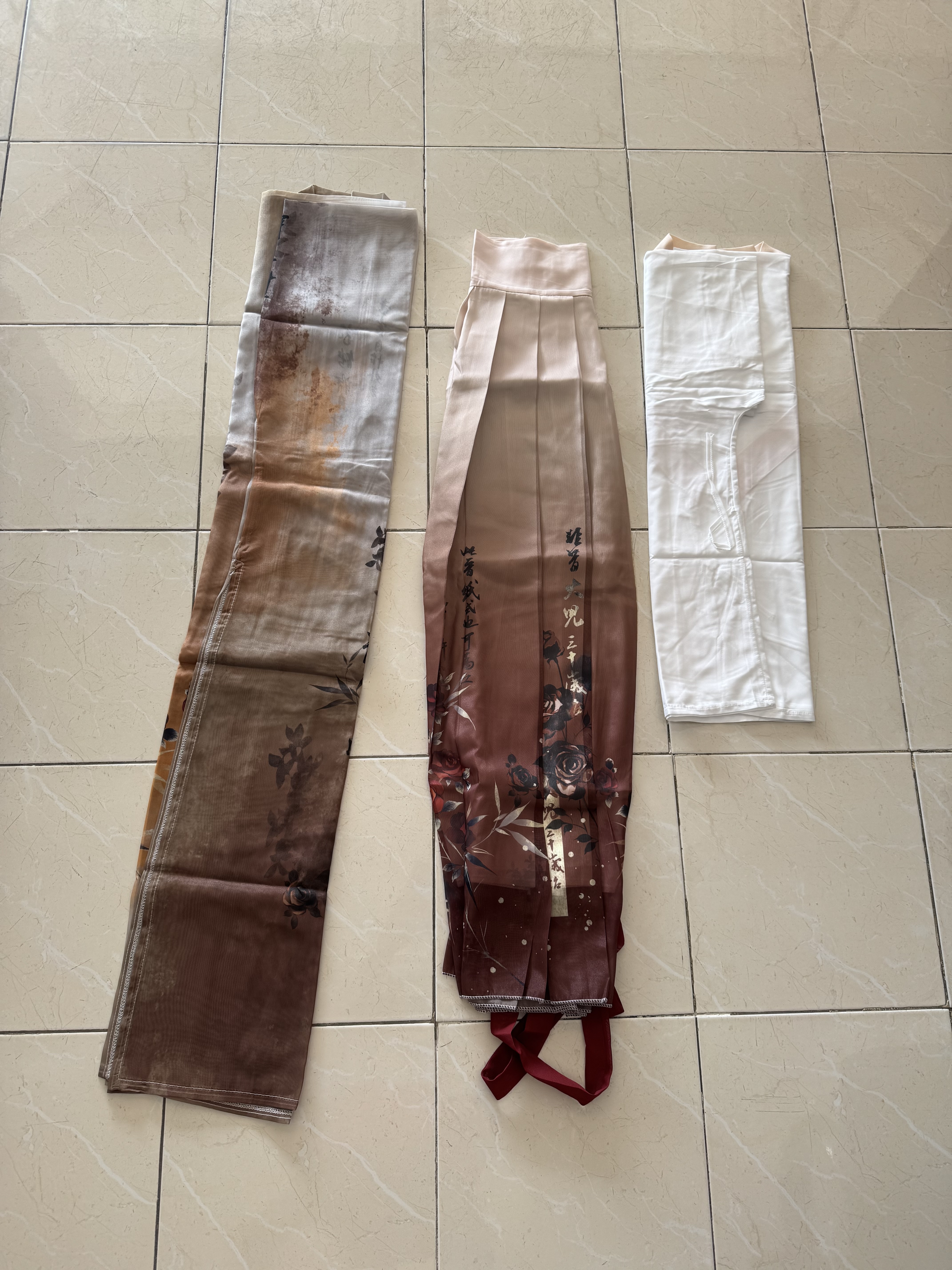 ชุดฮั่นสีน้ำตาล