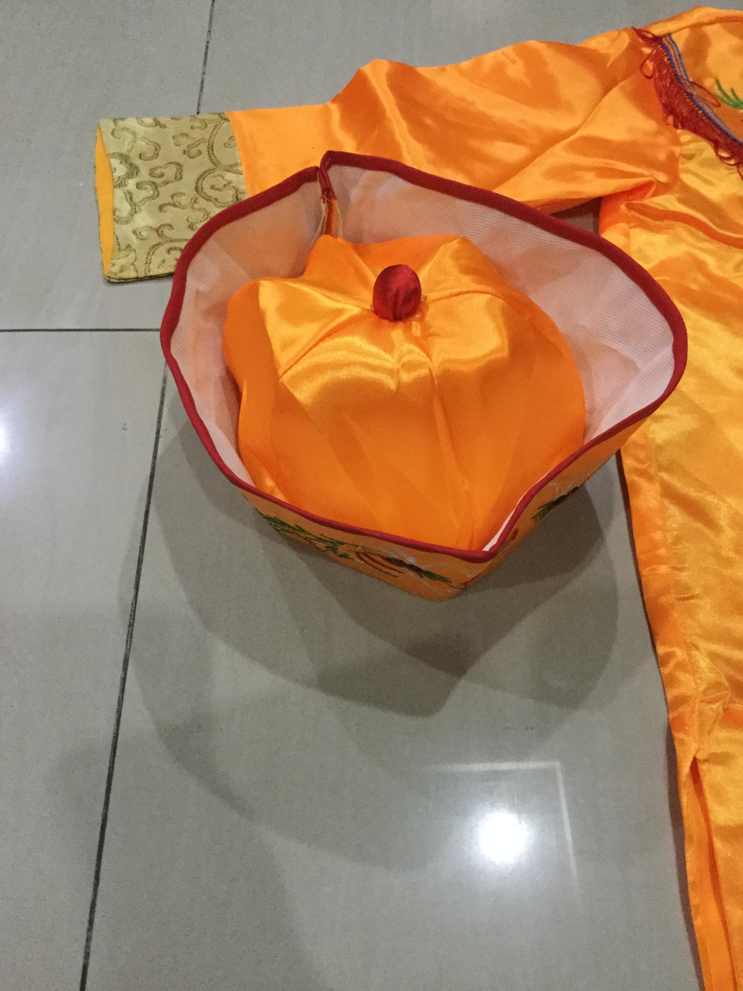 ชุดองค์ชายน้อยราชวงศ์ชิง สีเหลืองลายปัก รหัส CH 55 สินค้าพร้อมส่ง